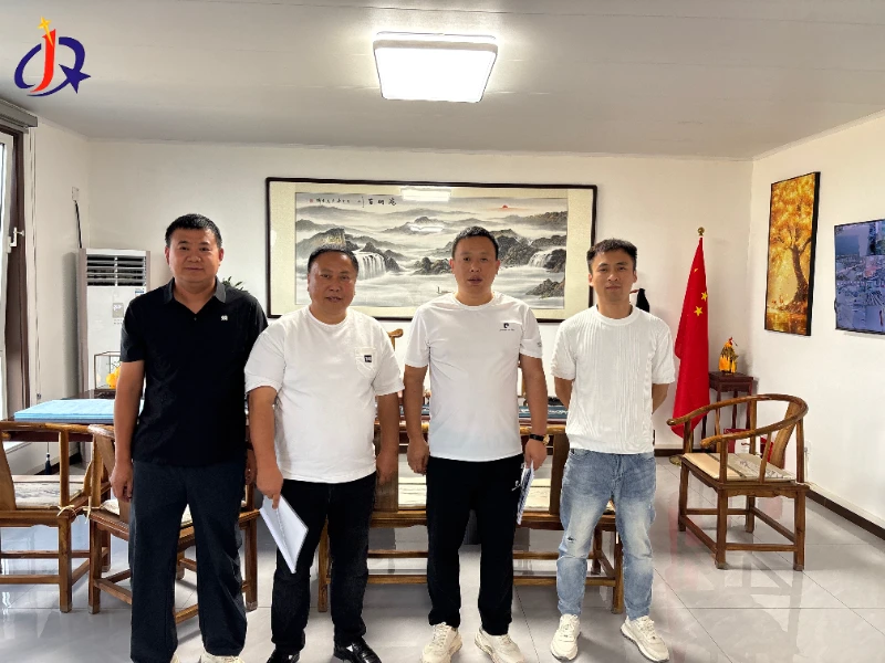 Jinqi Mining Machinery sėkmingai pasirašė bendradarbiavimo projektą dėl aukso kasyklos Mianmare.